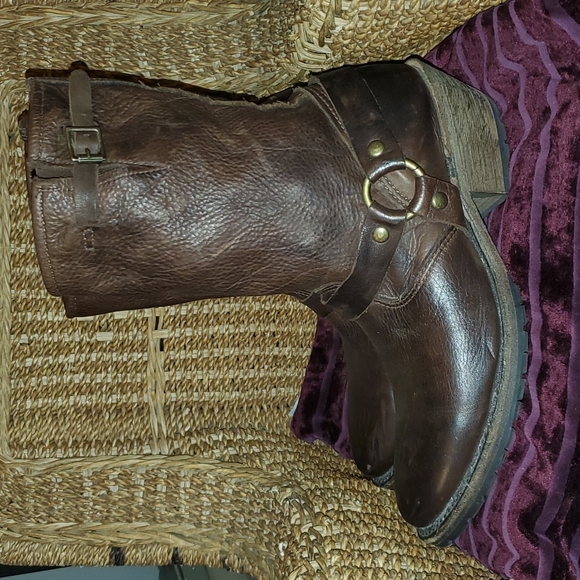 Vintage Shoe Company Leather Boots - Picture 5 of 14